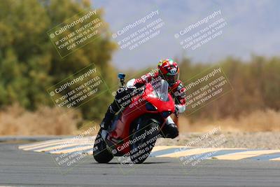 media/May-15-2022-SoCal Trackdays (Sun) [[33a09aef31]]/Turn 7 (1145am)/